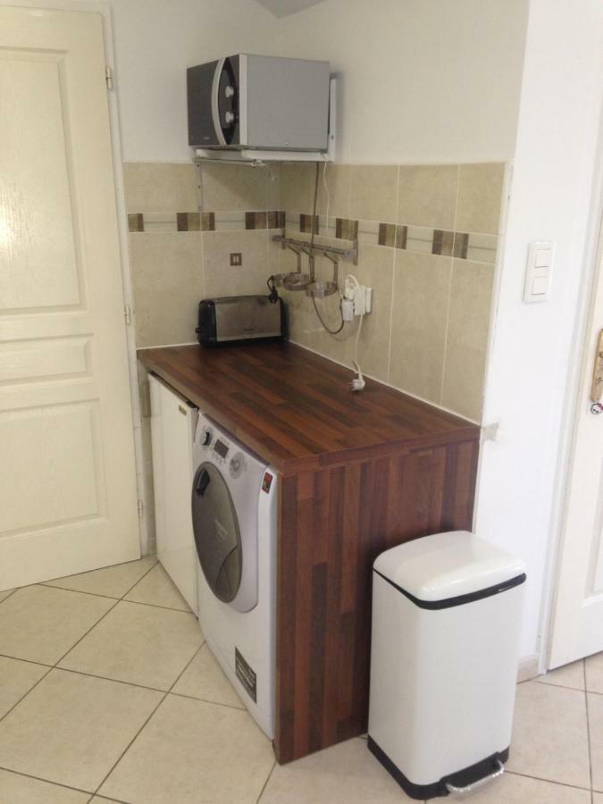 Charmant Studio A Uchaud Ngoại thất bức ảnh